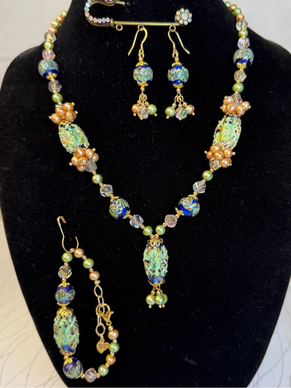 FROG Lampwork Glass, Freshwater Pearls & Crystal Necklace, Earrings & Bracelet - Picture 4 of 10